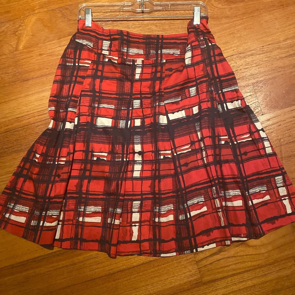 Red and black NY and company skirt